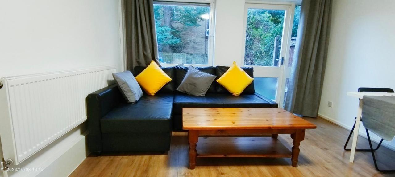 فيلا Clapham Garden Near Battersea Park لندن المظهر الخارجي الصورة